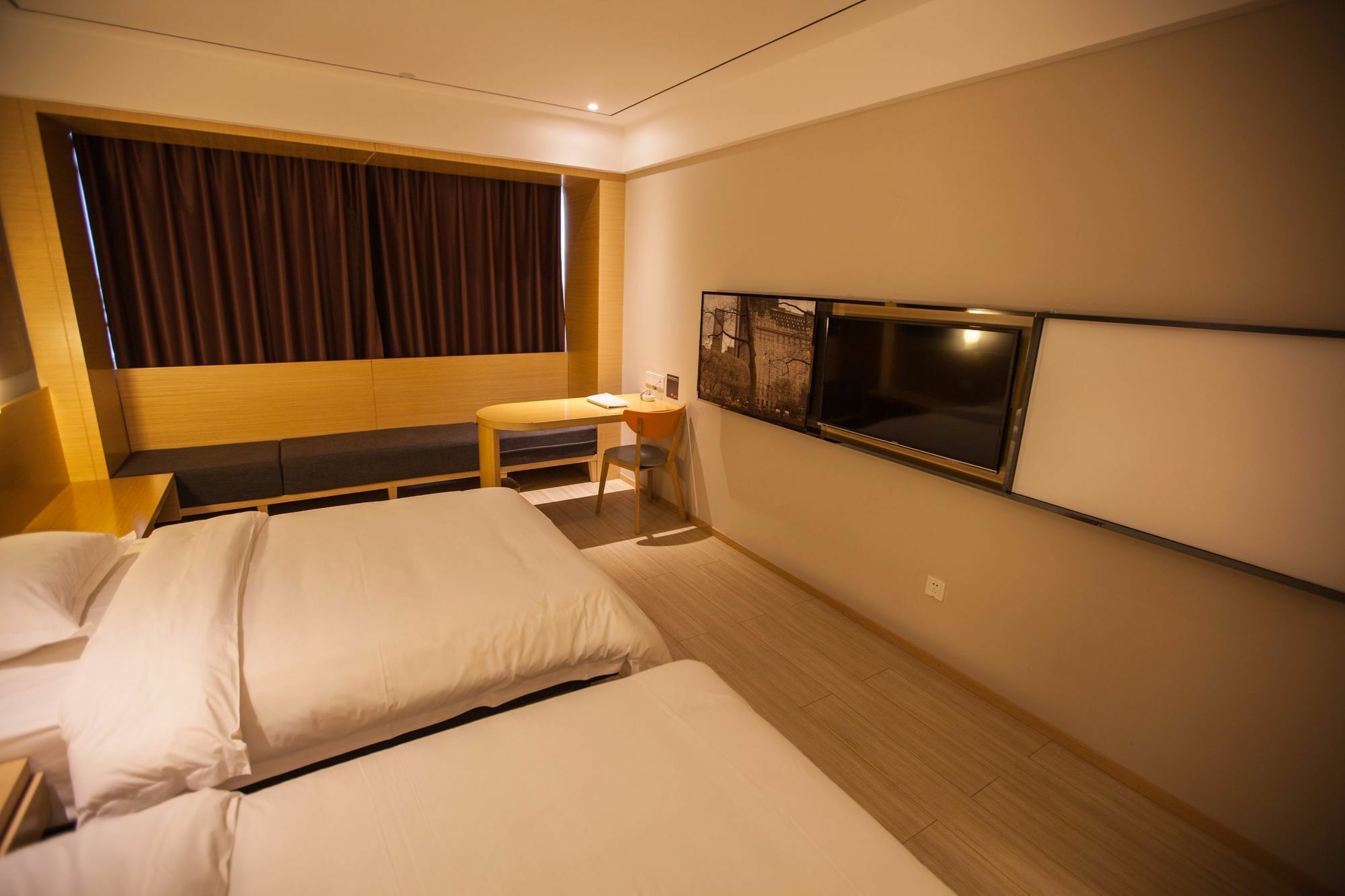 Ibis Leshan City Center Exterior foto